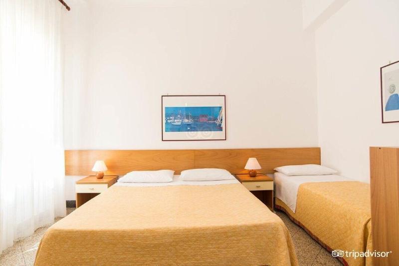 Ariston Petit Hotel Palermo Eksteriør billede
